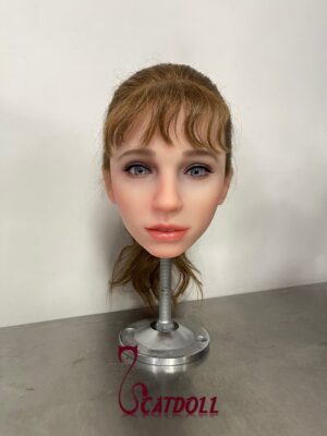 Soft silicone head Lynn